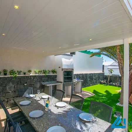 Villa Casa Flamingo - Lh106 By Now Ltd *