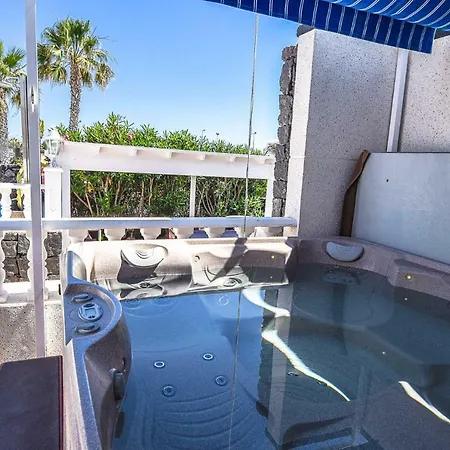 Villa Casa Flamingo - Lh106 By Now Ltd