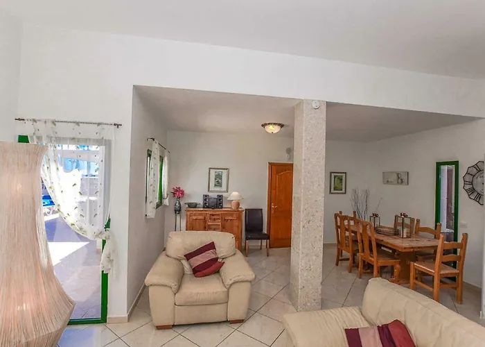 Casa Flamingo - Lh106 By Now Ltd *