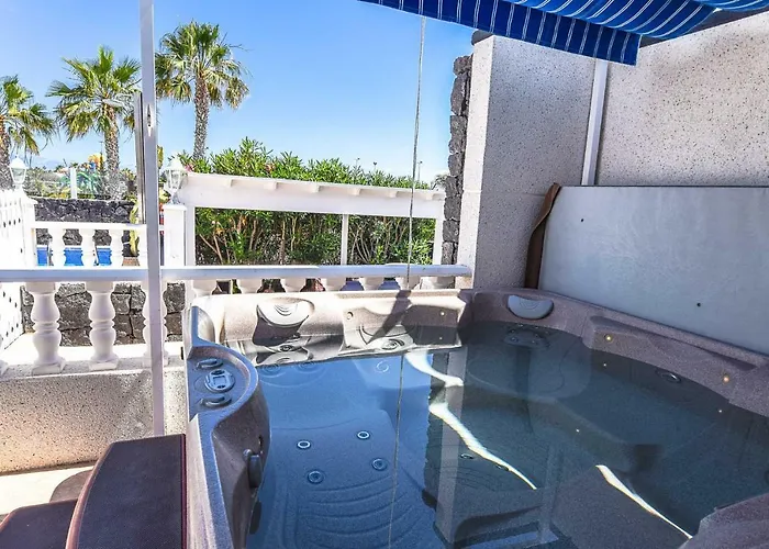 Villa Casa Flamingo - Lh106 By Now Ltd